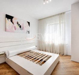 Apartament, 3 rooms with underground parking included Bucuresti/Pipera