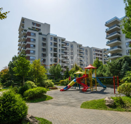 Apartament, 3 rooms with underground parking included Bucuresti/Pipera