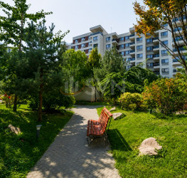 Apartament, 3 rooms with underground parking included Bucuresti/Pipera