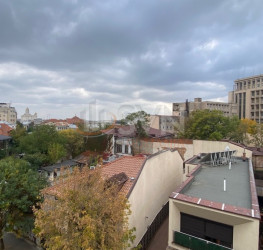 Apartament, 3 rooms with underground parking included Bucuresti/Cismigiu