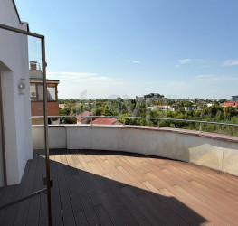 Apartament, 3 rooms with underground parking included Bucuresti/Herastrau
