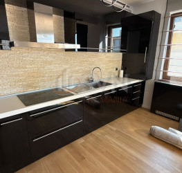Apartament, 3 rooms with underground parking included Bucuresti/Herastrau