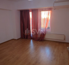 Apartament, 4 camere, 100 mp Bucuresti/Centrul Civic