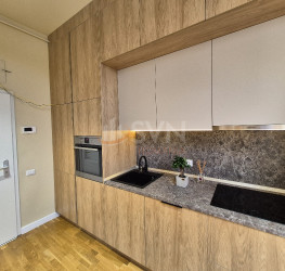 Apartament, 4 camere, 101 mp Bucuresti/Dacia