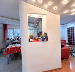 Apartament, 4 camere, 103 mp Bucuresti/Universitate (s1)