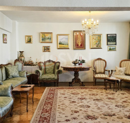 Apartament, 4 camere, 104 mp Bucuresti/Decebal