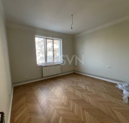 Apartament, 4 camere, 111 mp Bucuresti/Universitate (s1)