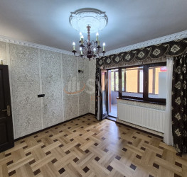 Apartament, 4 camere, 120 mp Bucuresti/Primaverii