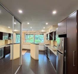 Apartament, 4 camere, 123 mp Bucuresti/Herastrau