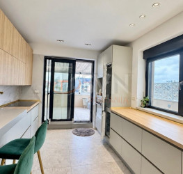 Apartament, 4 camere, 130 mp Bucuresti/Iancului