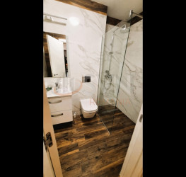 Apartament, 4 camere, 131 mp Bucuresti/Centrul Civic