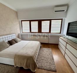 Apartament, 4 camere, 137 mp Bucuresti/Piata Victoriei