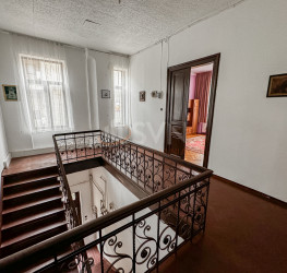 Apartament, 4 camere, 140 mp Bucuresti/Kogalniceanu