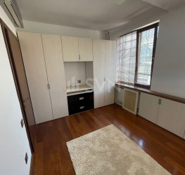 Apartament, 4 camere, 140 mp Bucuresti/Dorobanti