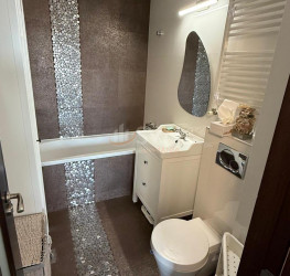 Apartament, 4 camere, 140 mp Bucuresti/Bucurestii Noi