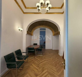 Apartament, 4 camere, 140 mp Bucuresti/Piata Universitatii