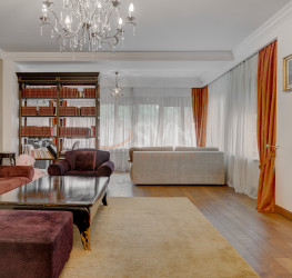 Apartament, 4 camere, 150 mp Bucuresti/Primaverii