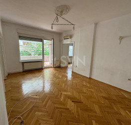 Apartament, 4 camere, 160 mp Bucuresti/Universitate (s1)