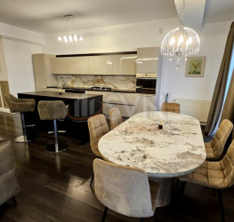 Apartament, 4 camere, 160 mp Bucuresti/Herastrau