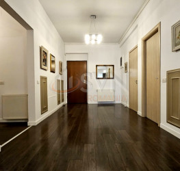 Apartament, 4 camere, 160 mp Bucuresti/Herastrau