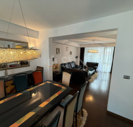 Apartament, 4 camere, 210 mp Bucuresti/Dorobanti