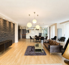 Apartament, 4 camere, 211 mp Bucuresti/Baneasa