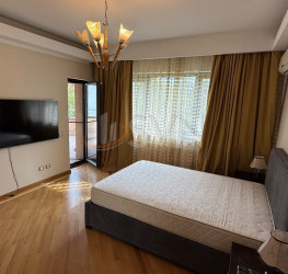 Apartament, 4 camere, 217 mp Bucuresti/Herastrau