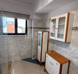 Apartament, 4 camere, 217 mp Bucuresti/Herastrau