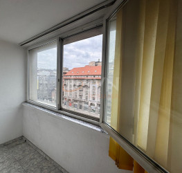 Apartament, 4 camere, 66 mp Bucuresti/P-ta Universitatii