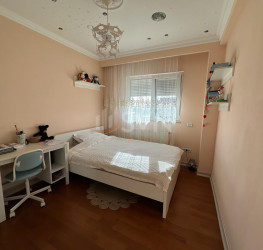 Apartament, 4 camere, 75 mp Bucuresti/Tineretului