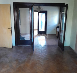 Apartament, 4 camere, 80 mp Bucuresti/P-ta Alba Iulia