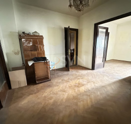 Apartament, 4 camere, 80 mp Bucuresti/P-ta Alba Iulia