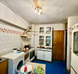 Apartament, 4 camere, 82.42 mp Bucuresti/Lacul Tei