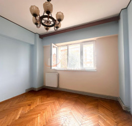 Apartament, 4 camere, 84 mp Bucuresti/Dacia