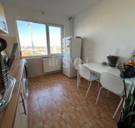 Apartament, 4 camere, 86 mp Bucuresti/Pantelimon