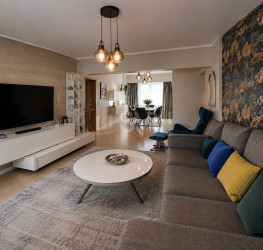 Apartament, 4 camere, 97.26 mp Bucuresti/Calea Victoriei