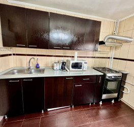 Apartament, 4 camere, 98 mp Bucuresti/Vitan