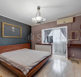 Apartament, 4 camere, 98 mp Bucuresti/Alba Iulia