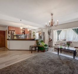 Apartament, 4 camere, 98 mp Bucuresti/Alba Iulia