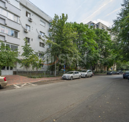 Apartament, 4 camere, 98 mp Bucuresti/Alba Iulia
