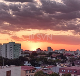 Apartament, 4 camere, 98 mp Bucuresti/Alba Iulia