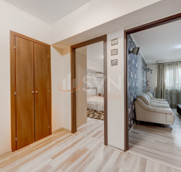 Apartament, 4 camere, 98 mp Bucuresti/Berceni