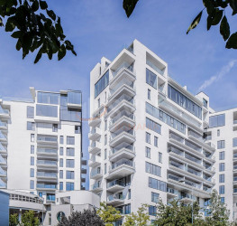 Apartament, 4 camere cu loc parcare exterior inclus Bucuresti/Herastrau