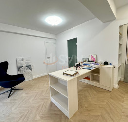 Apartament, 4 camere cu loc parcare exterior inclus Bucuresti/Kiseleff