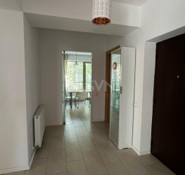 Apartament, 4 camere cu loc parcare exterior inclus Bucuresti/Baneasa