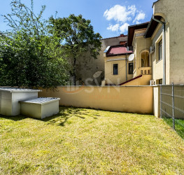 Apartament, 4 camere cu loc parcare exterior inclus Bucuresti/Victoriei