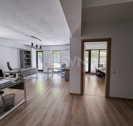 Apartament, 4 camere cu loc parcare exterior inclus Bucuresti/Victoriei