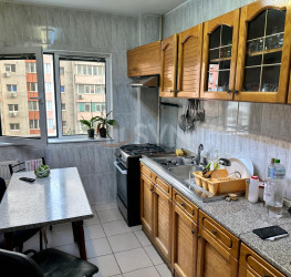 Apartament, 4 camere cu loc parcare exterior inclus Bucuresti/Dacia