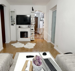 Apartament, 4 camere cu loc parcare exterior inclus Brasov/Triaj