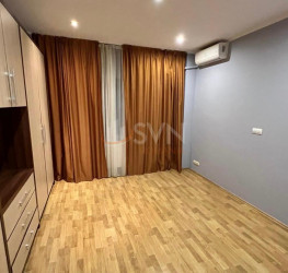 Apartament, 4 camere cu loc parcare exterior inclus Bucuresti/Pipera